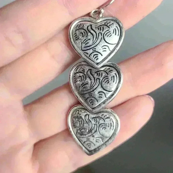 Vintage silver tone triple hearts drop earrings - Picture 10 of 17